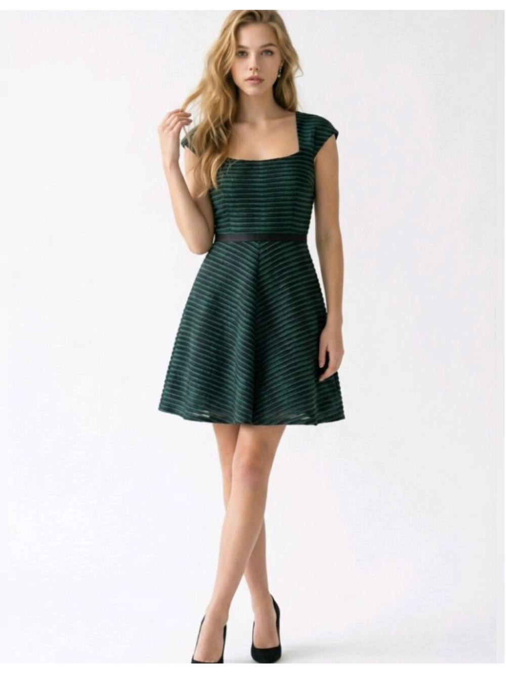 Betsey Johnson Green & Black Textured Fit & Flare Mini Dress Size 8 - Picture 8 of 9